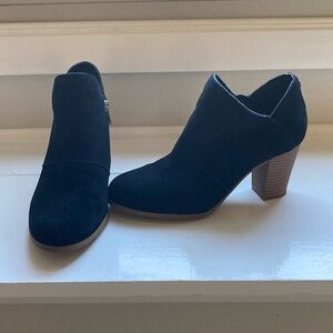 Ugg Koolaburra booties Black 8.5